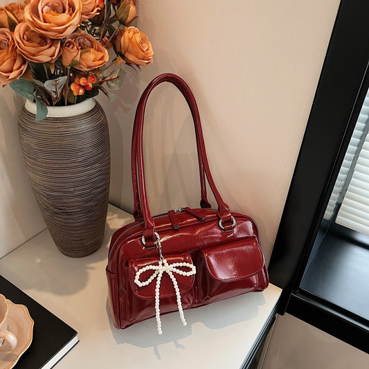 VERSATILE SHOULDER BAG