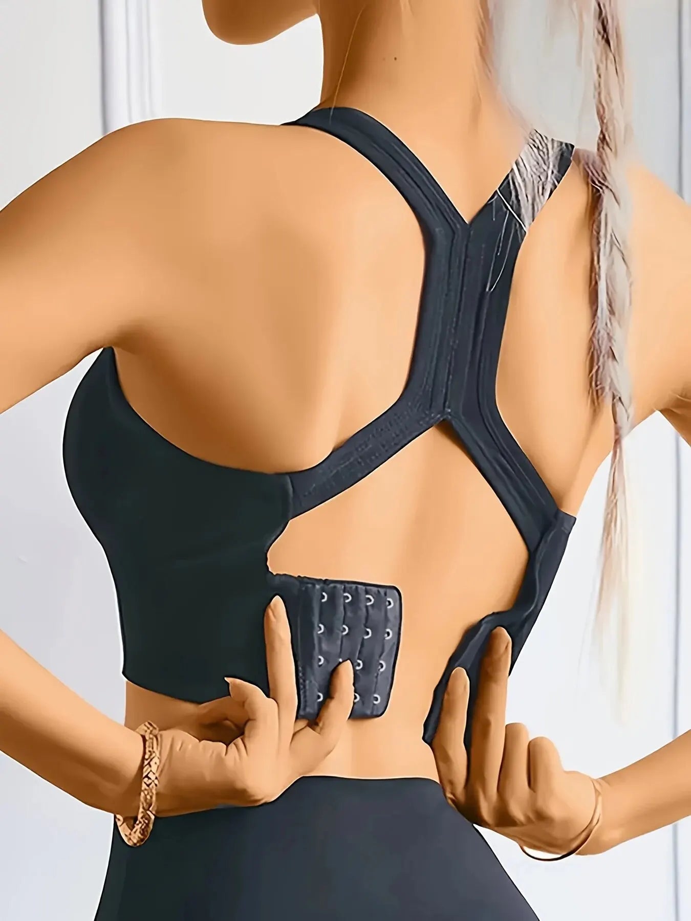 SEAMLESS SPORTS BRA