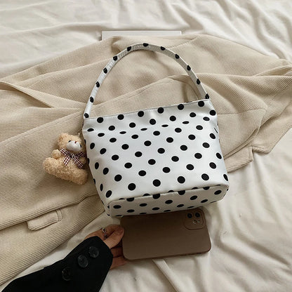 POLKA DOT PRINT HANDBAG